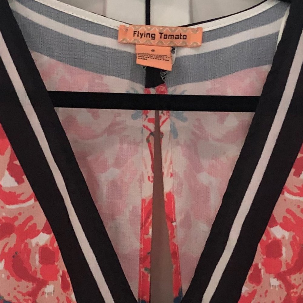 Cropped Top - Picture 4 of 4